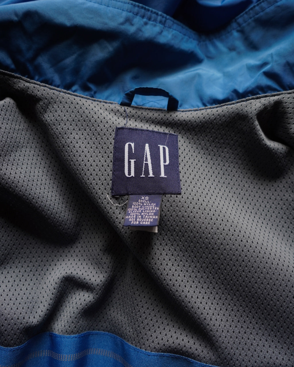00s OLD GAP nylon zip-up jacket