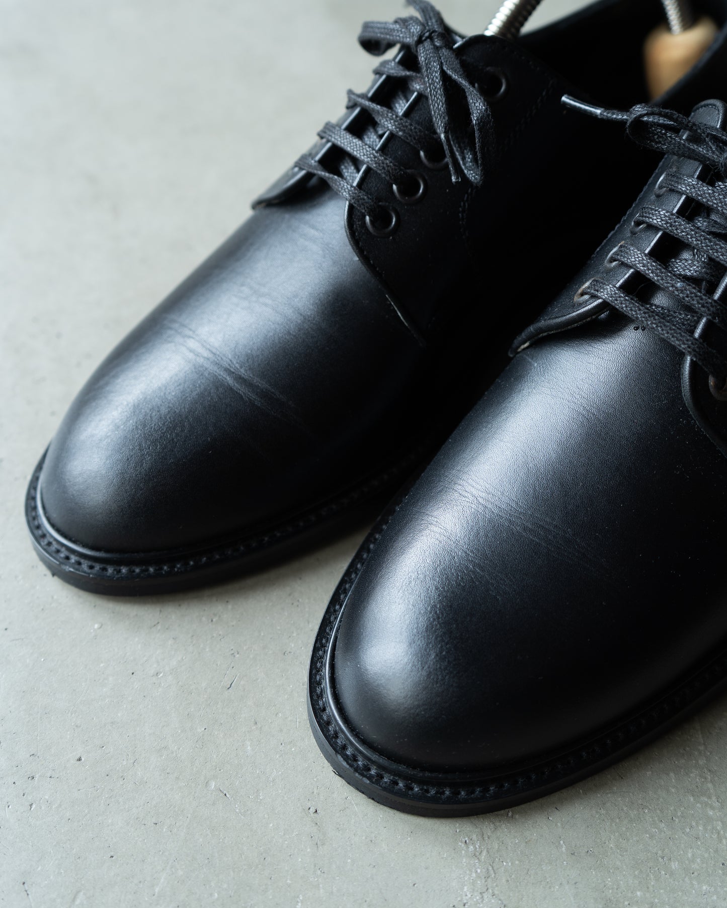 LOEWE plane toe leather dress shoes "made in italy"