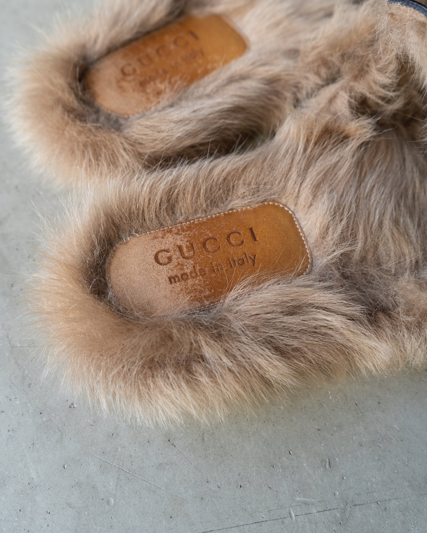 GUCCI leather bit slipper with liner fur