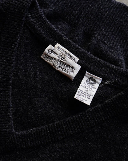 90s SEARS ROEBUCK AND CO. lamb wool v neck sweater
