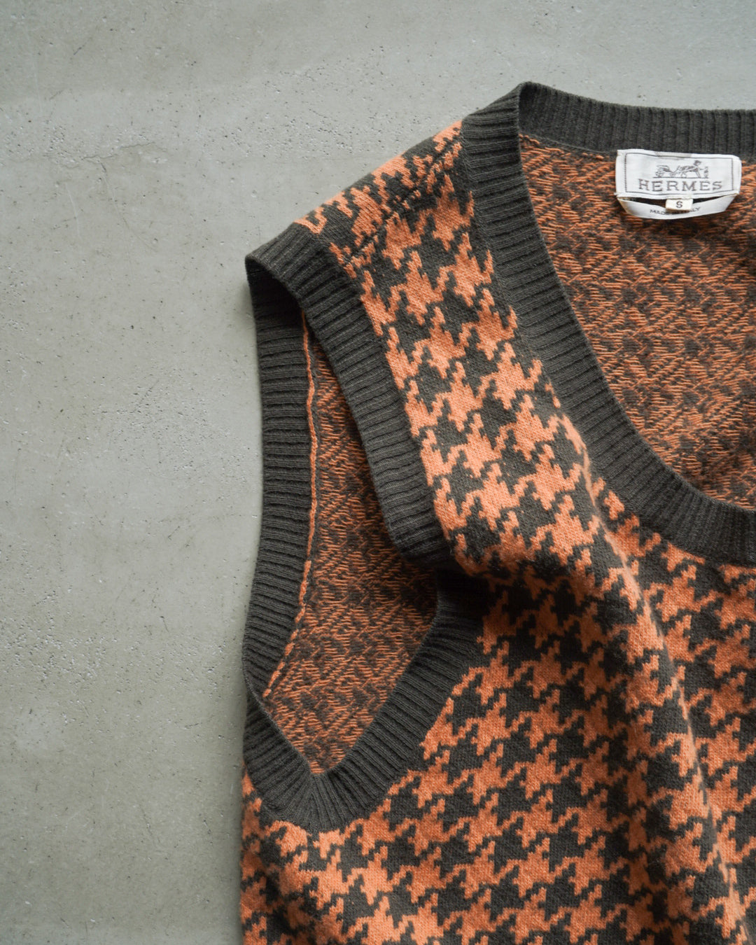 HERMES  cashmere wool houndstooth design knit vest