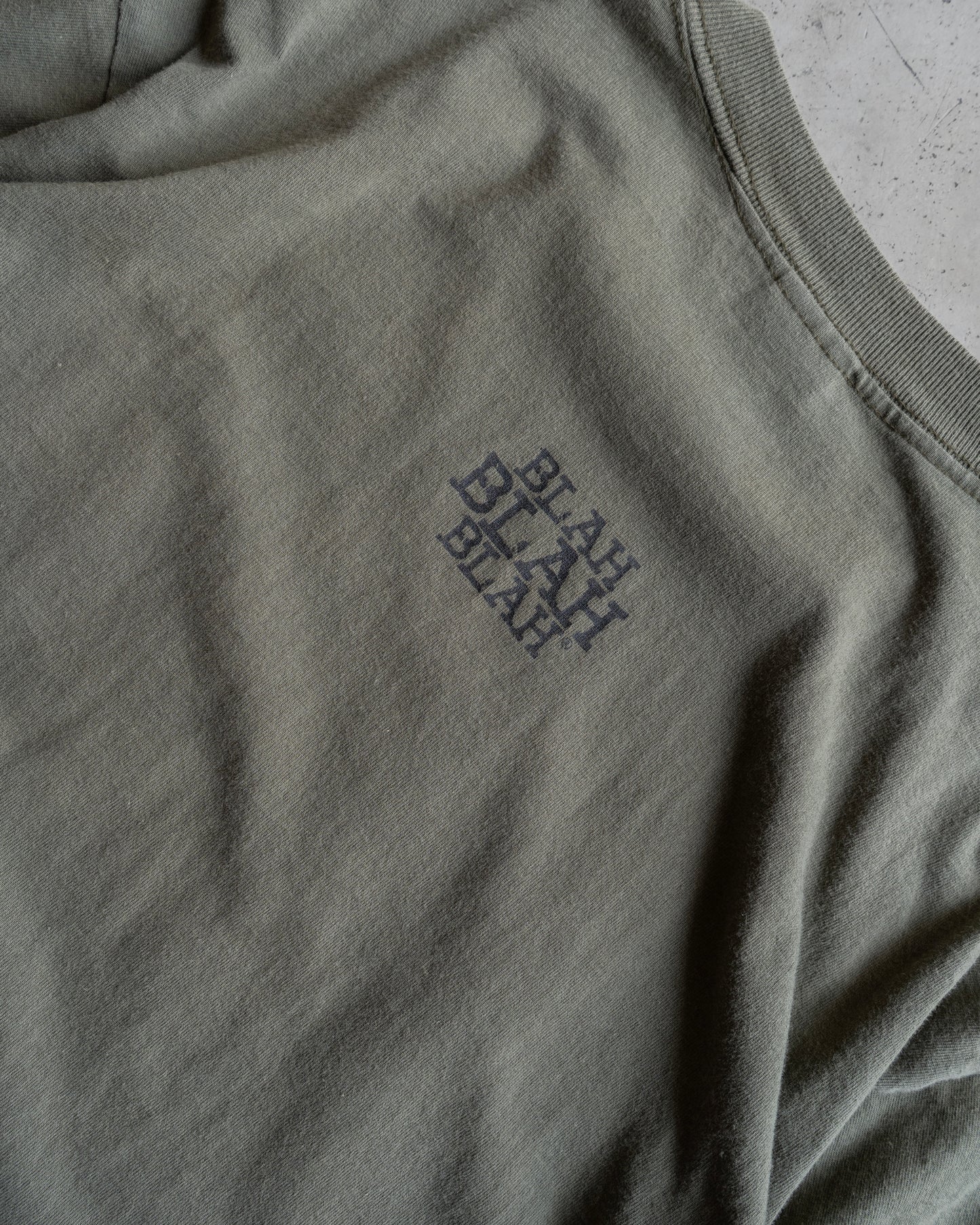 90's USA製 "OUT OF BODY" message tee