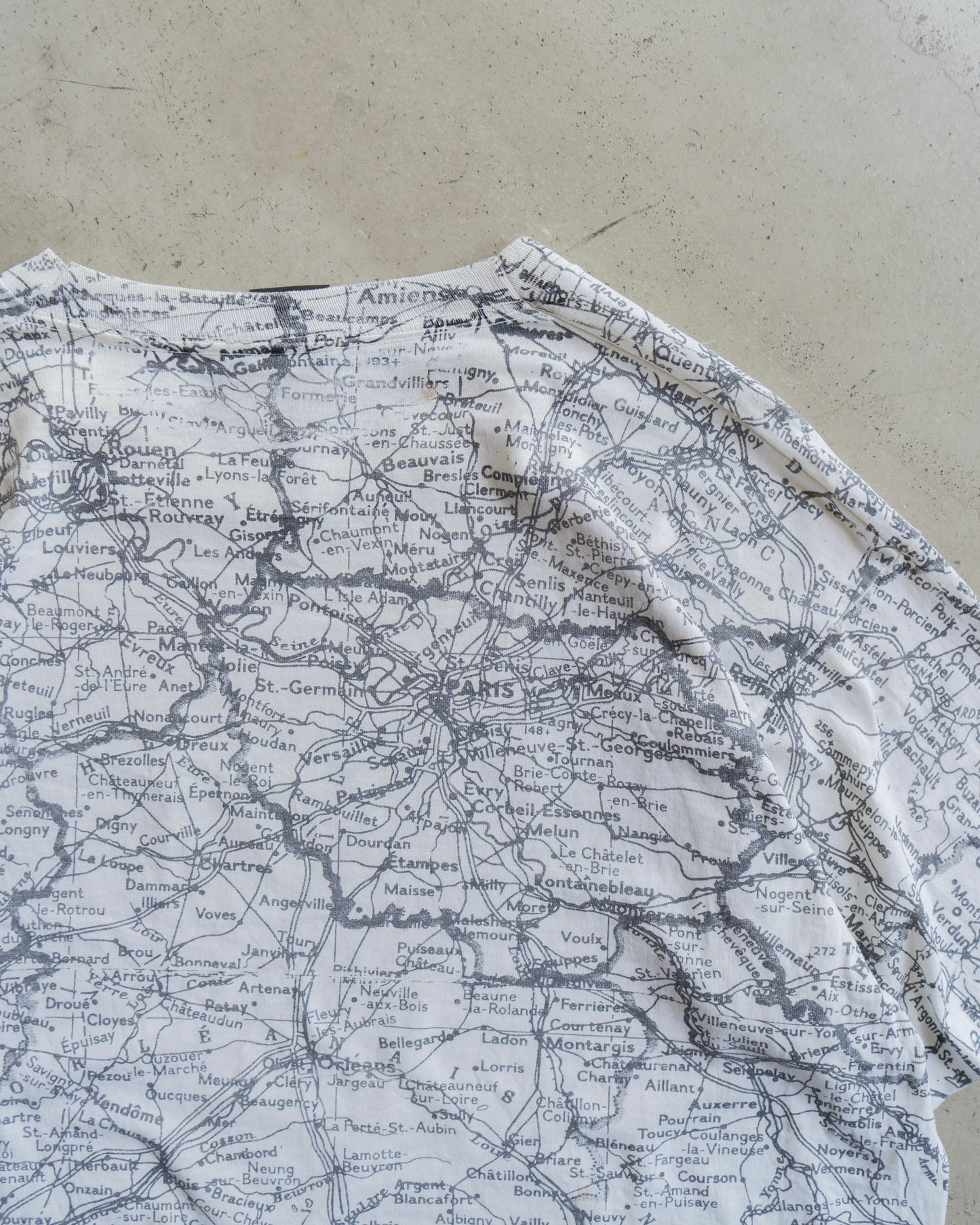 90's all print map design ''France" tee