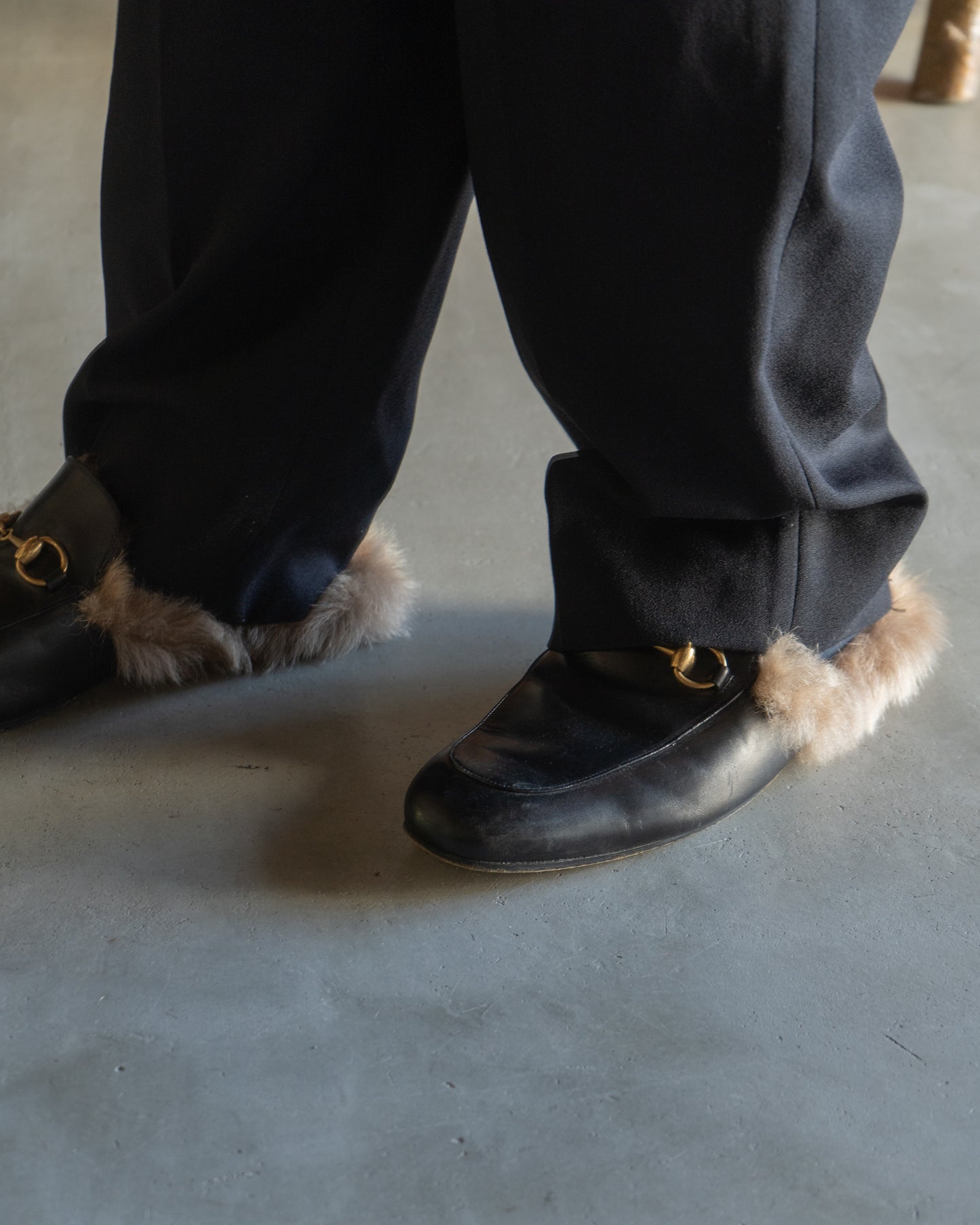 GUCCI leather bit slipper with liner fur