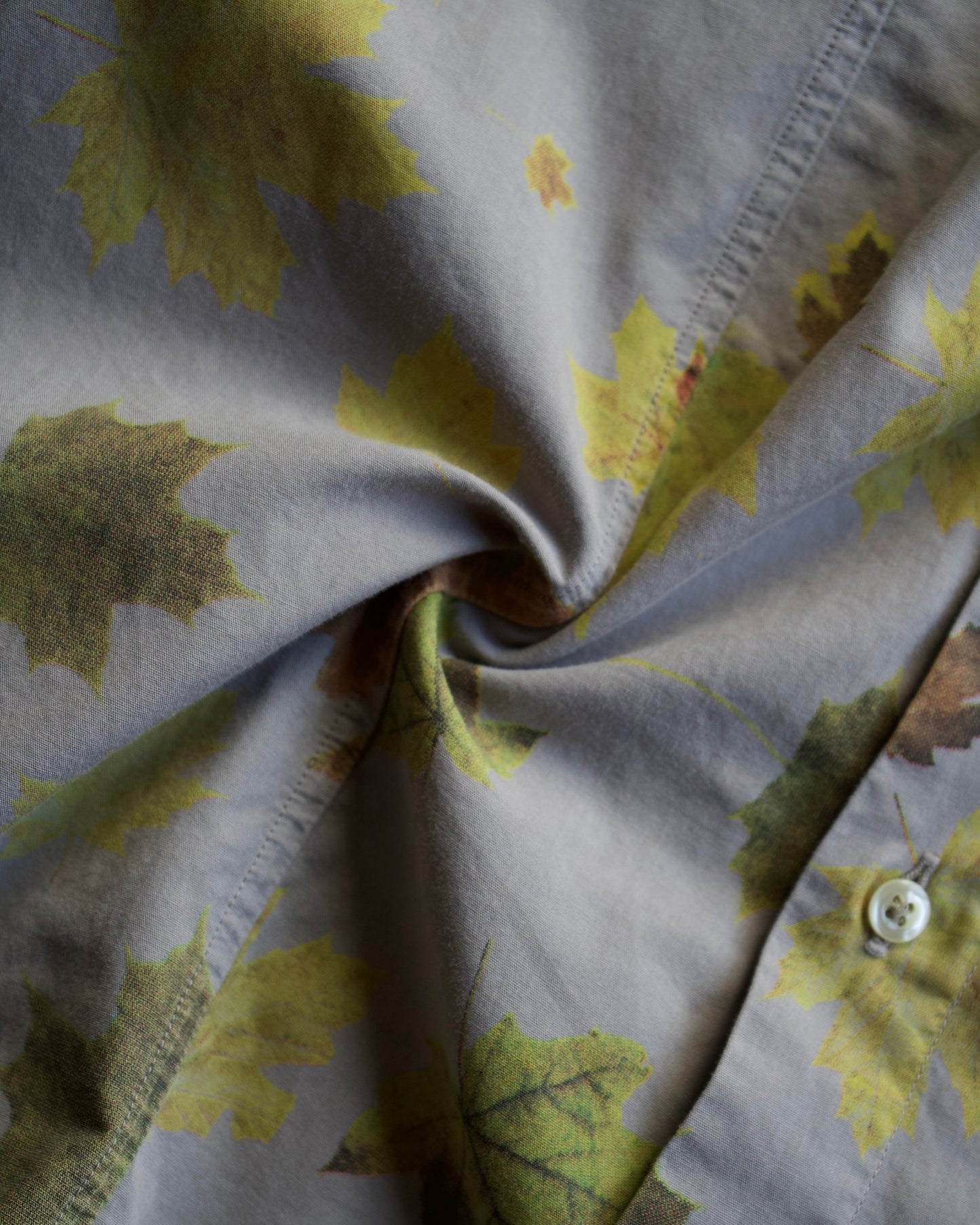 Made in ITALY leaf design long sleeve cotton shirt