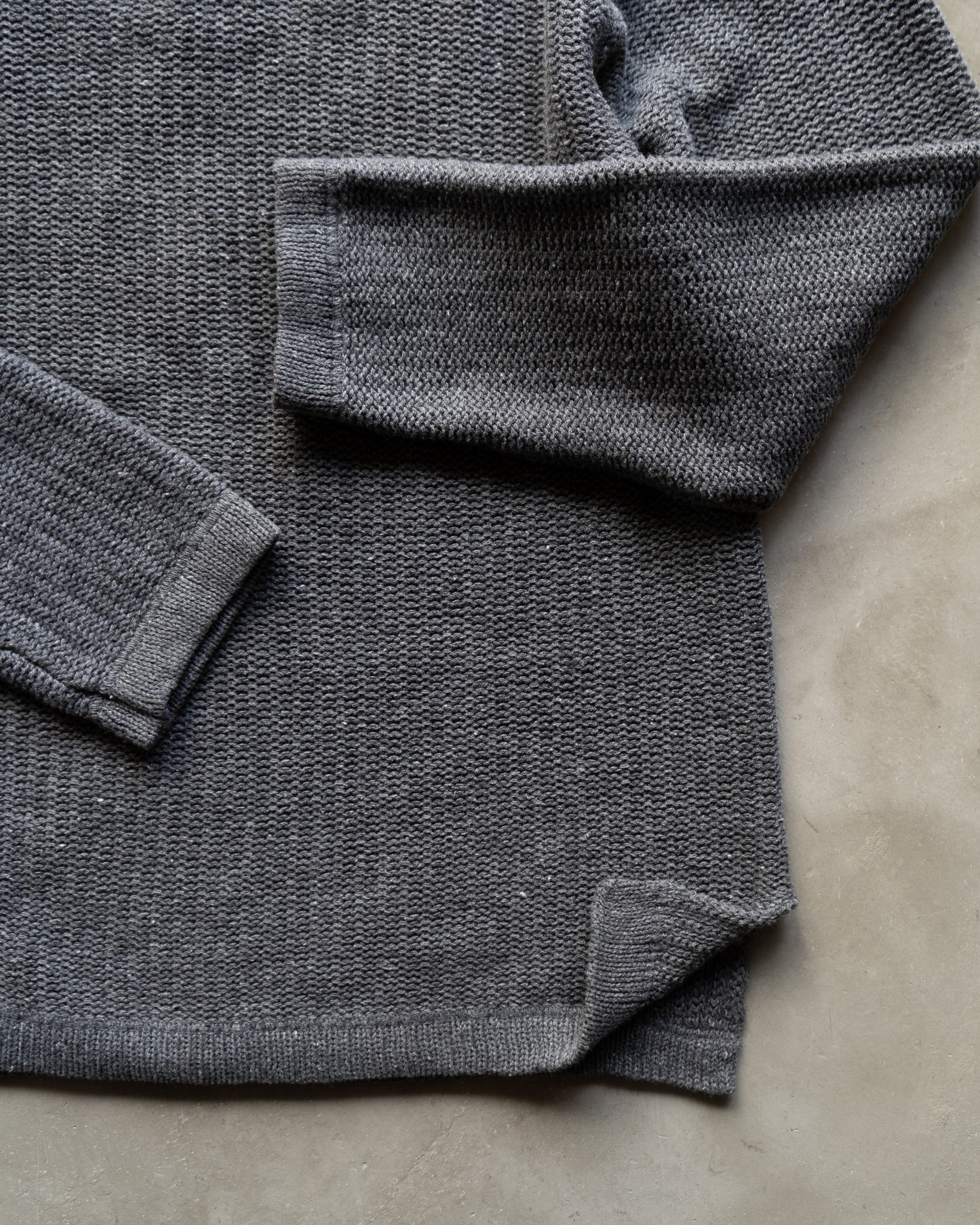 VIGORIA Henley Neck Knit Sweater