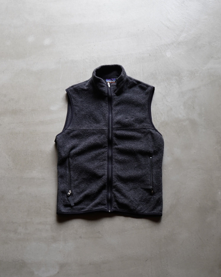 Patagonia zip-up fleece vest