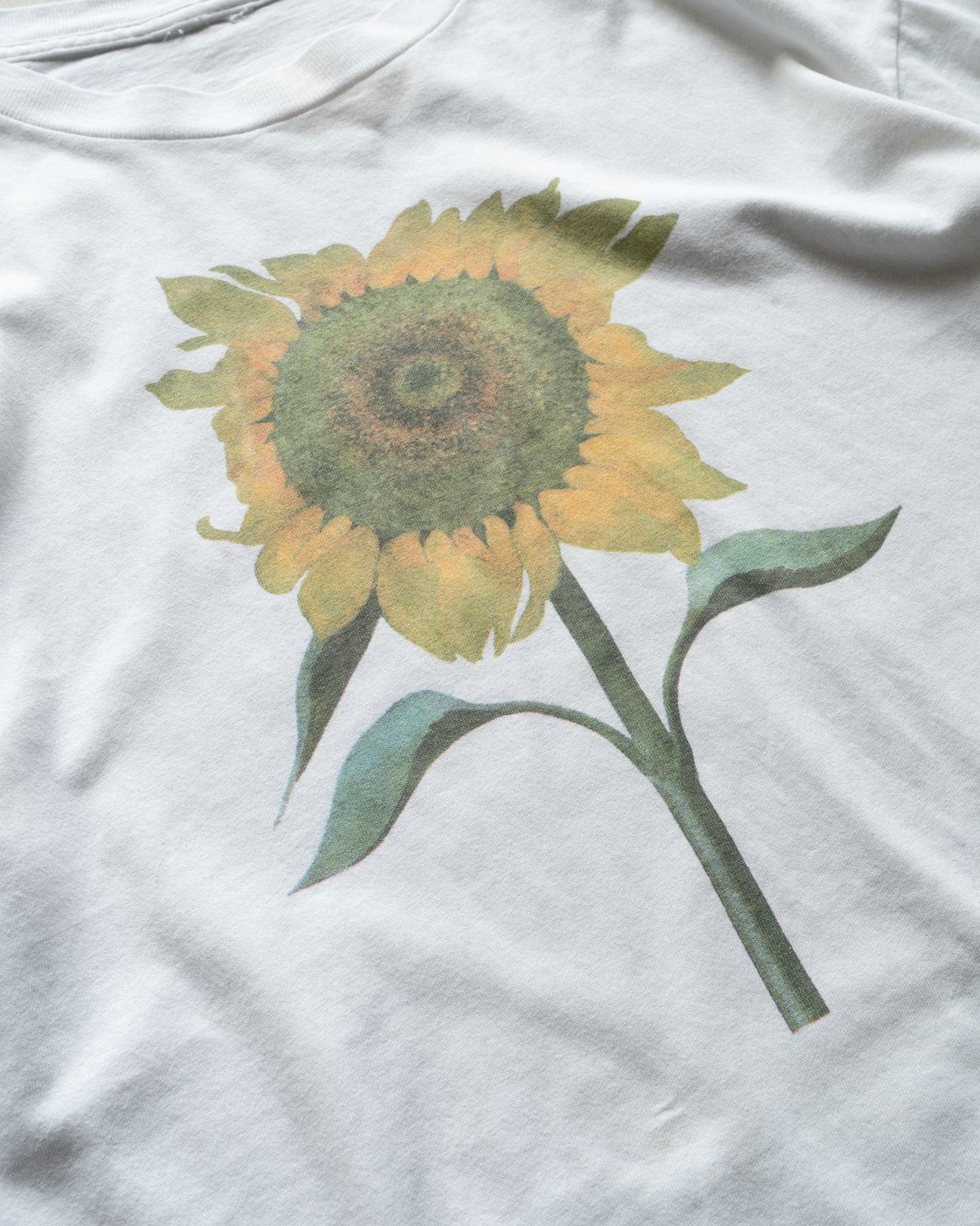 sunflower print design tee