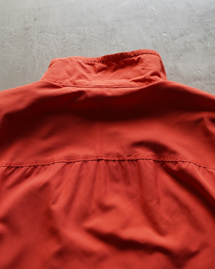 GAP nylon zip-up mesh lining vest