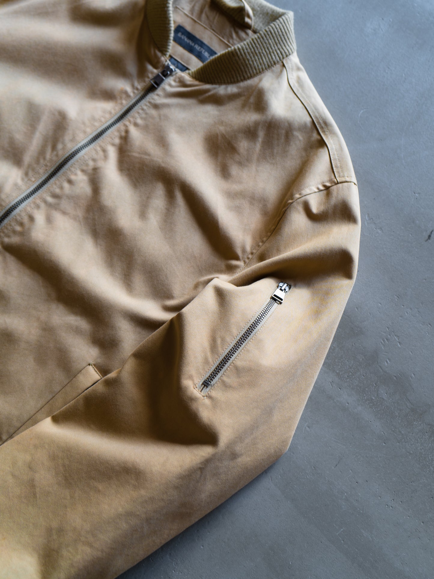 BANANA REPUBLIC cotton ma-1 type jacket