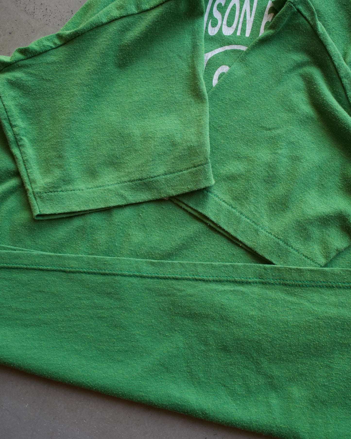 90's Russell college Design tee