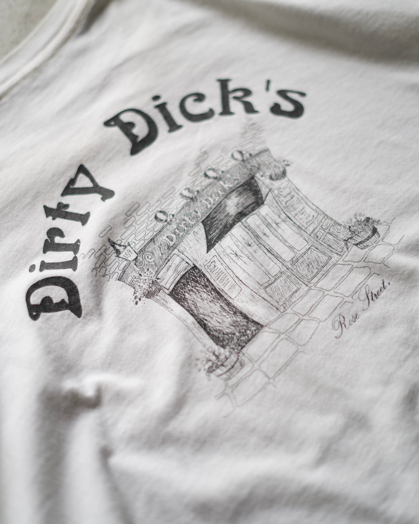 90's "Dirty Dick’s"  Message tee
