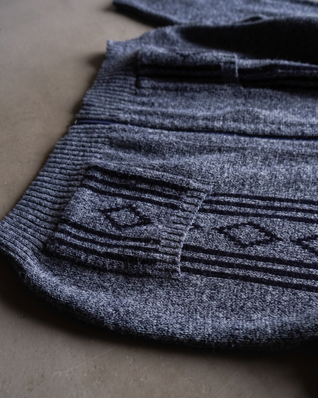 geometric pattern knit zip-up cardigan