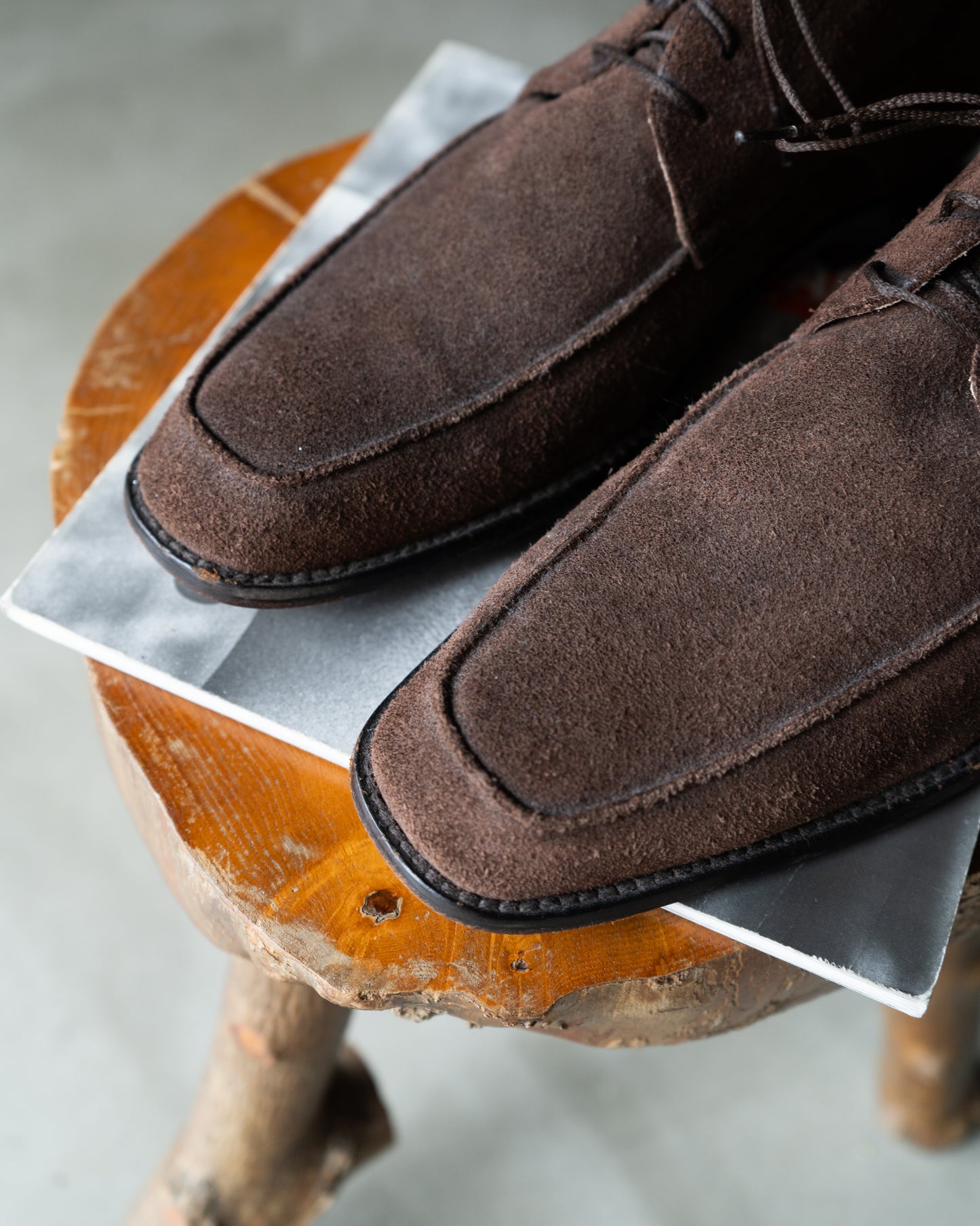 BACHRACH Suede leather u-tip Chukka  Shoes