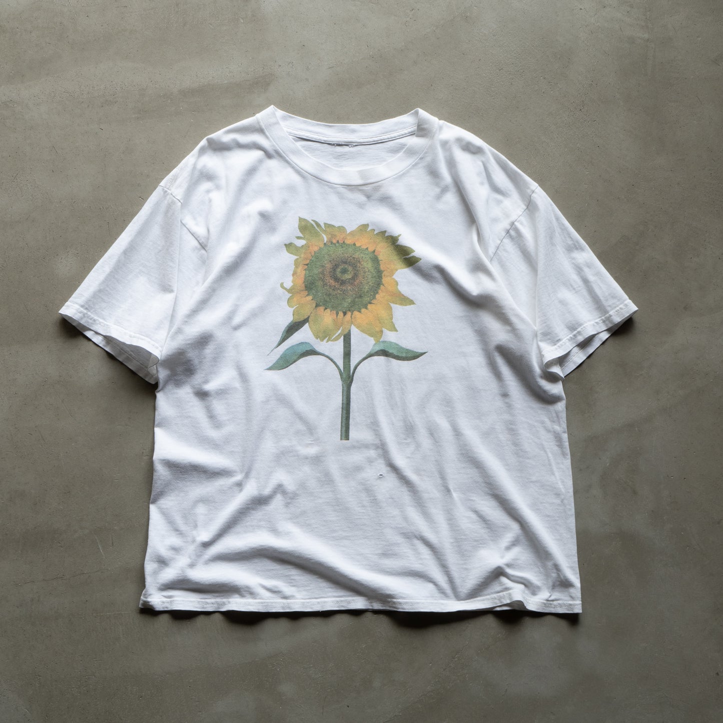 sunflower print design tee