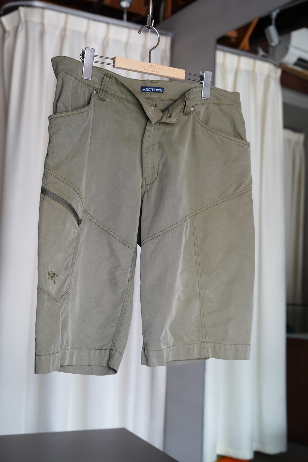 Arc'teryx Logo Design Rampart Shorts