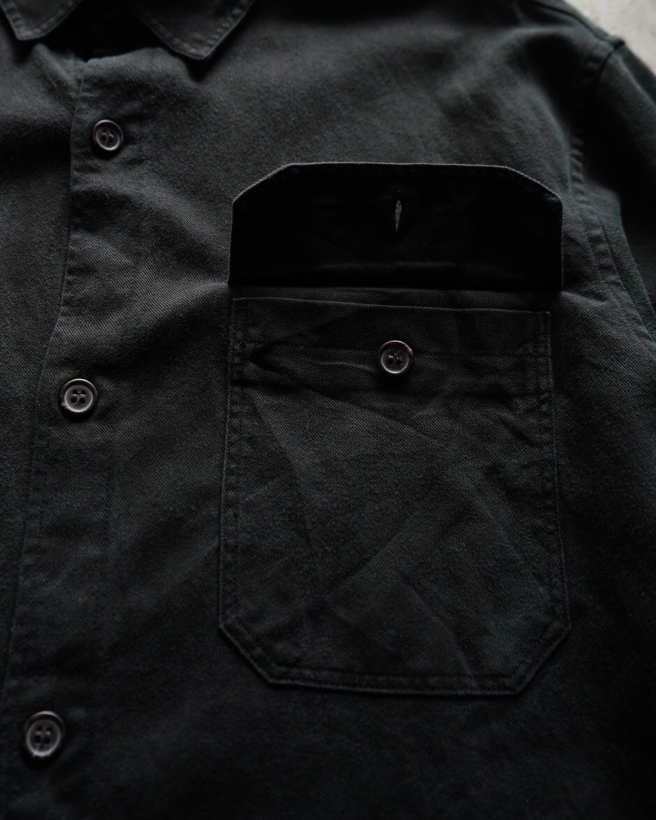 Banana Republic  2 pocket design shirt