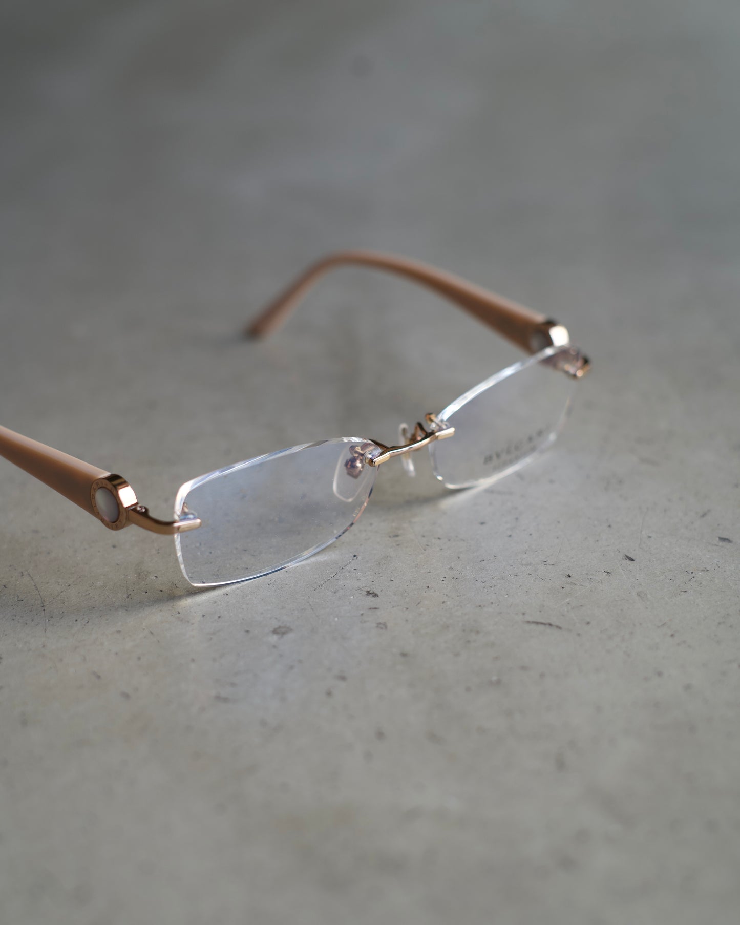 BVLGARI rimless eyeyear made in Japan"beige"