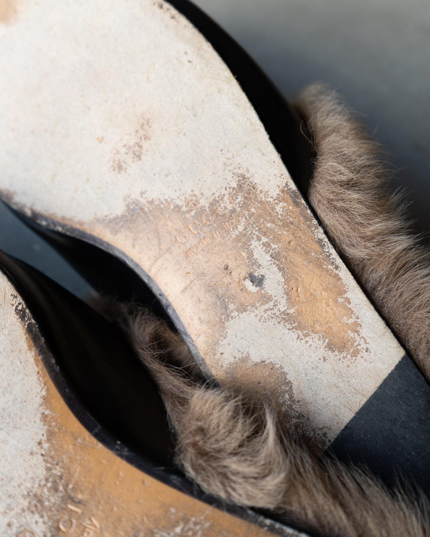 GUCCI leather bit slipper with liner fur