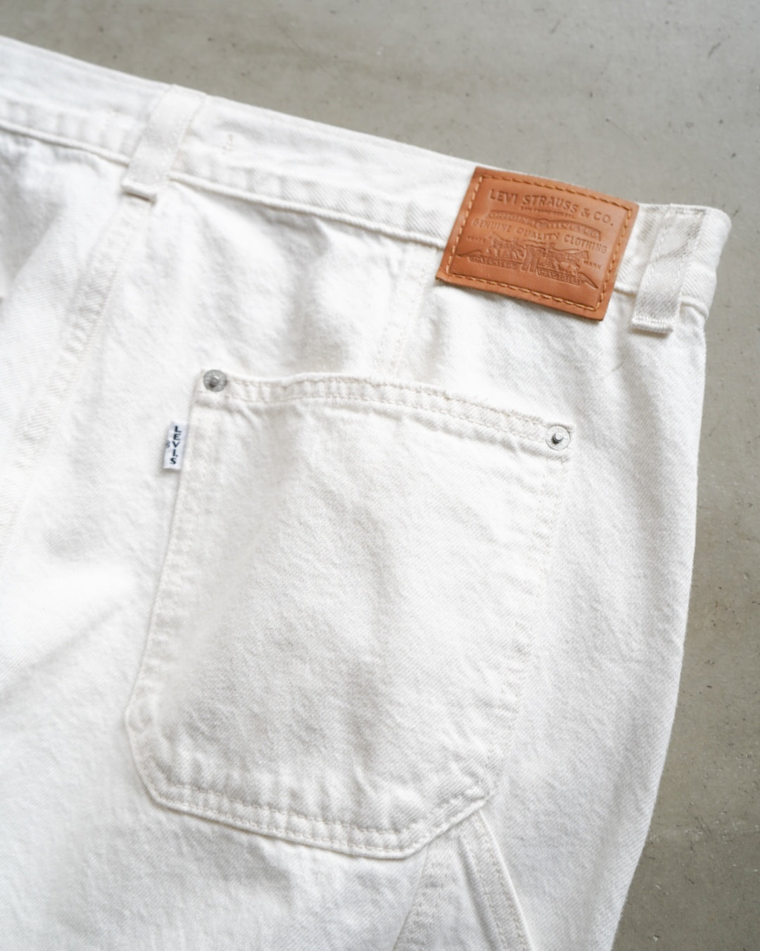 Levi's painter design loose straight silhouette denim pants