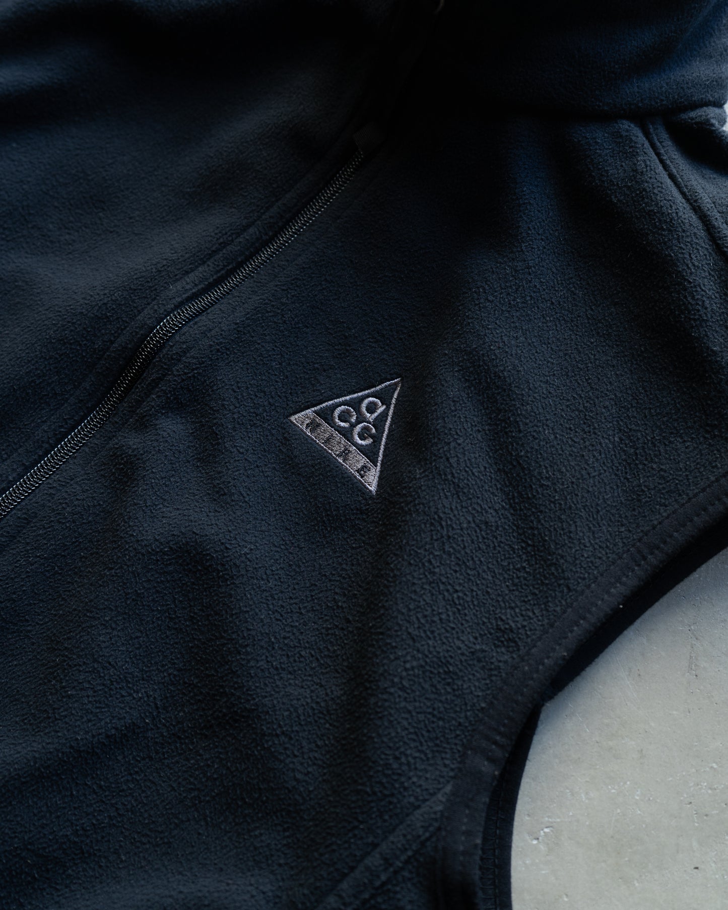 Nike ACG fleece logo design vest
