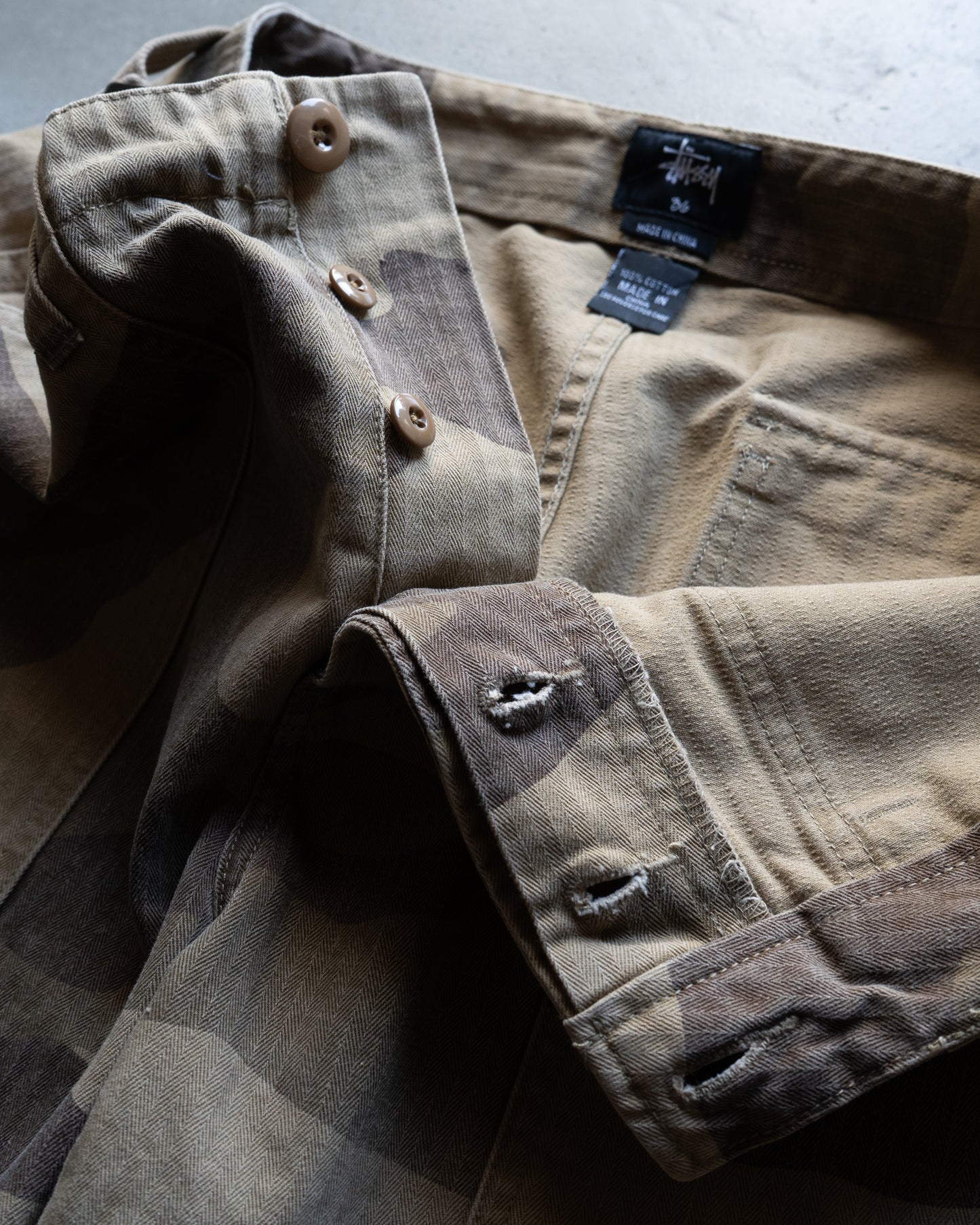 STUSSY  camo baker type shors