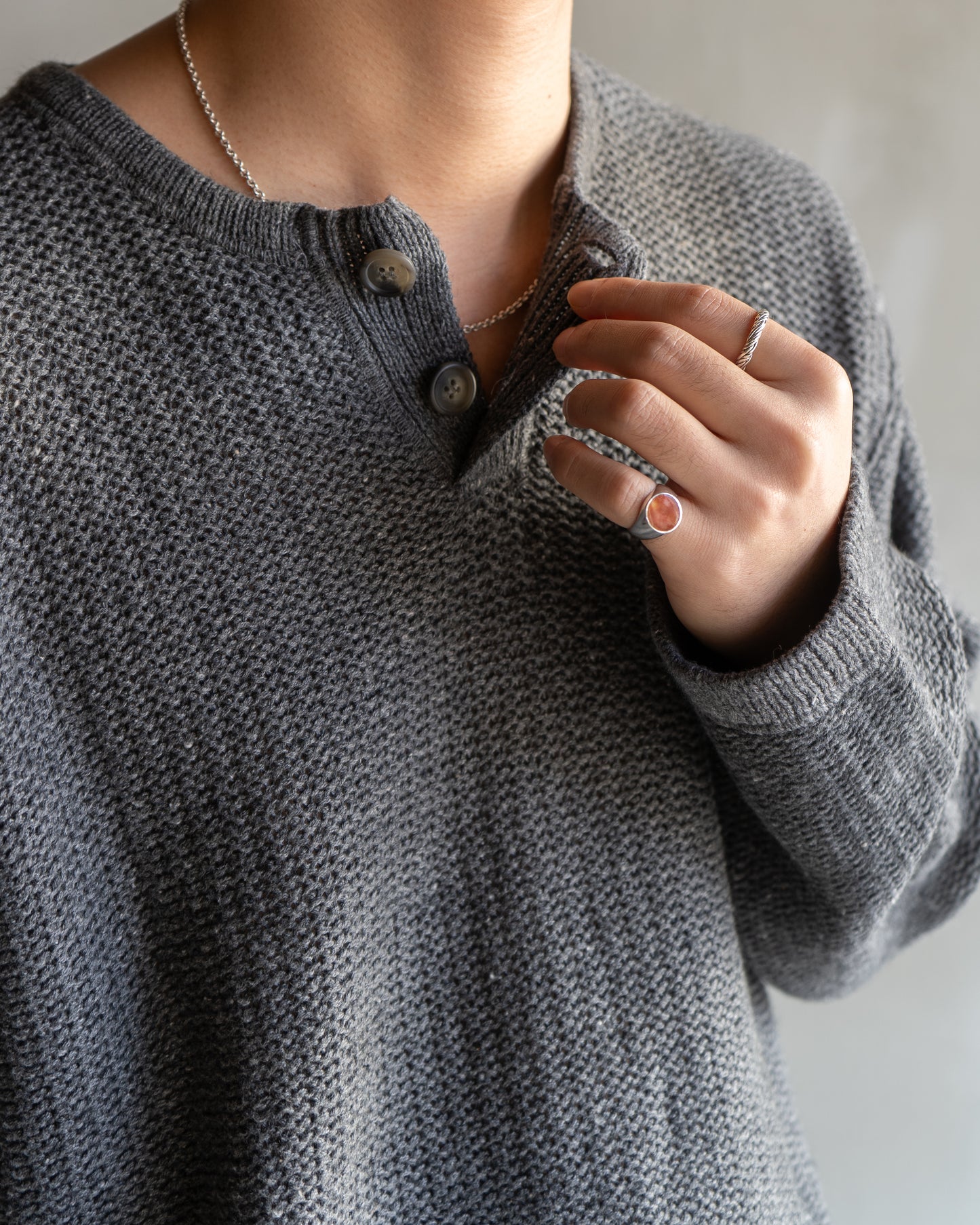VIGORIA Henley Neck Knit Sweater