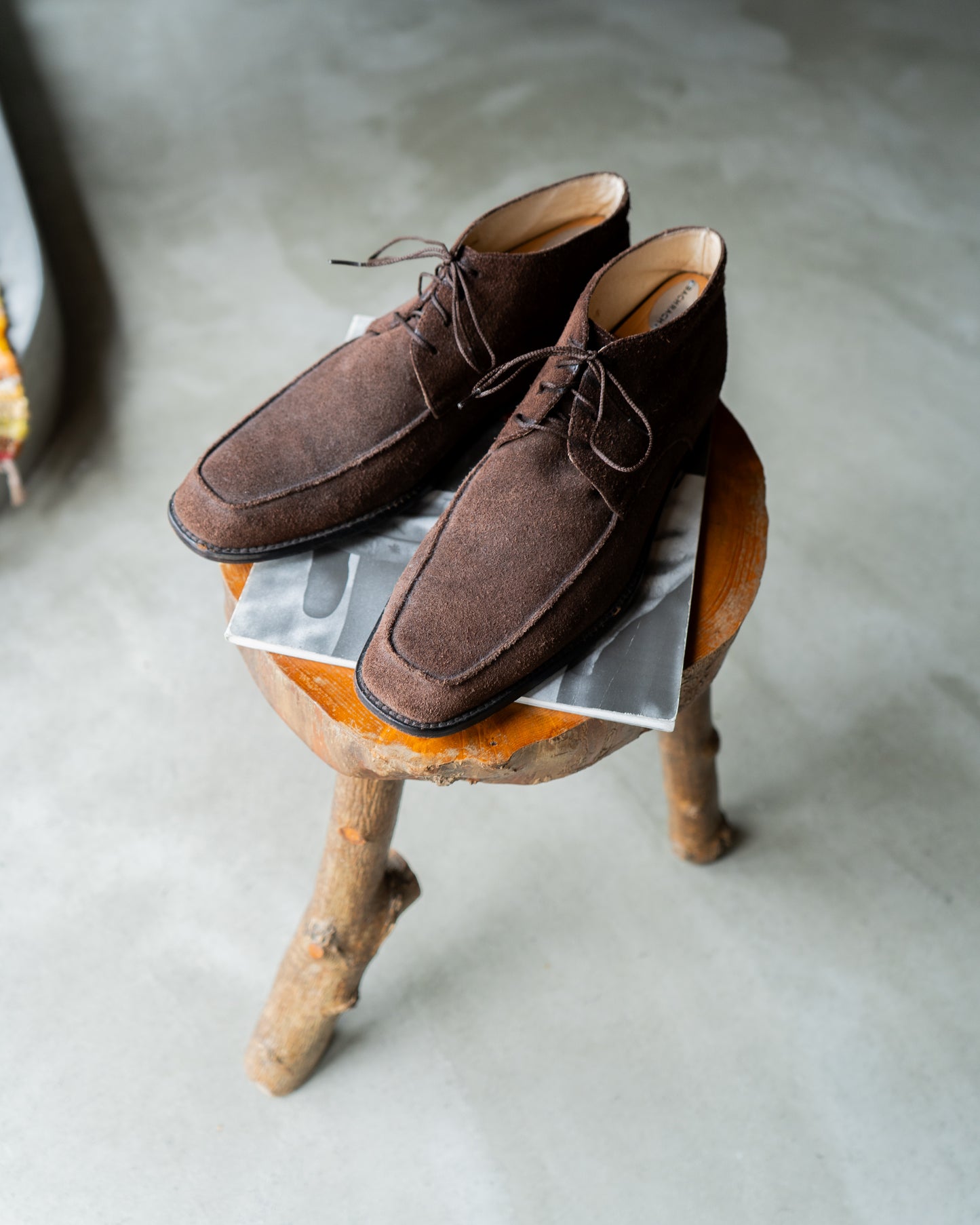 BACHRACH Suede leather u-tip Chukka  Shoes