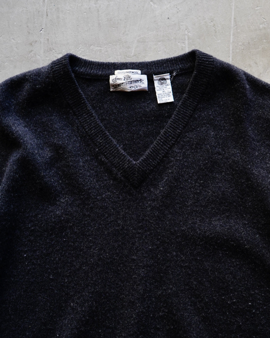 90s SEARS ROEBUCK AND CO. lamb wool v neck sweater